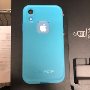 iPhone XR Lifeproof Case